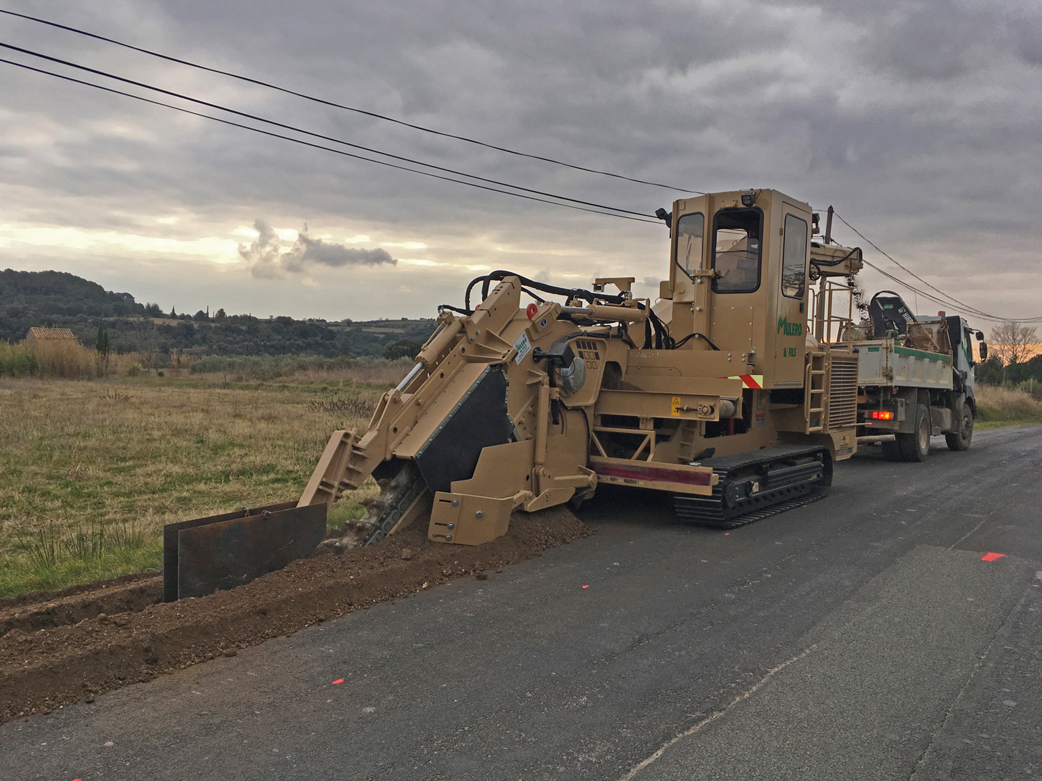 Tesmec 950R Chainsaw Trencher