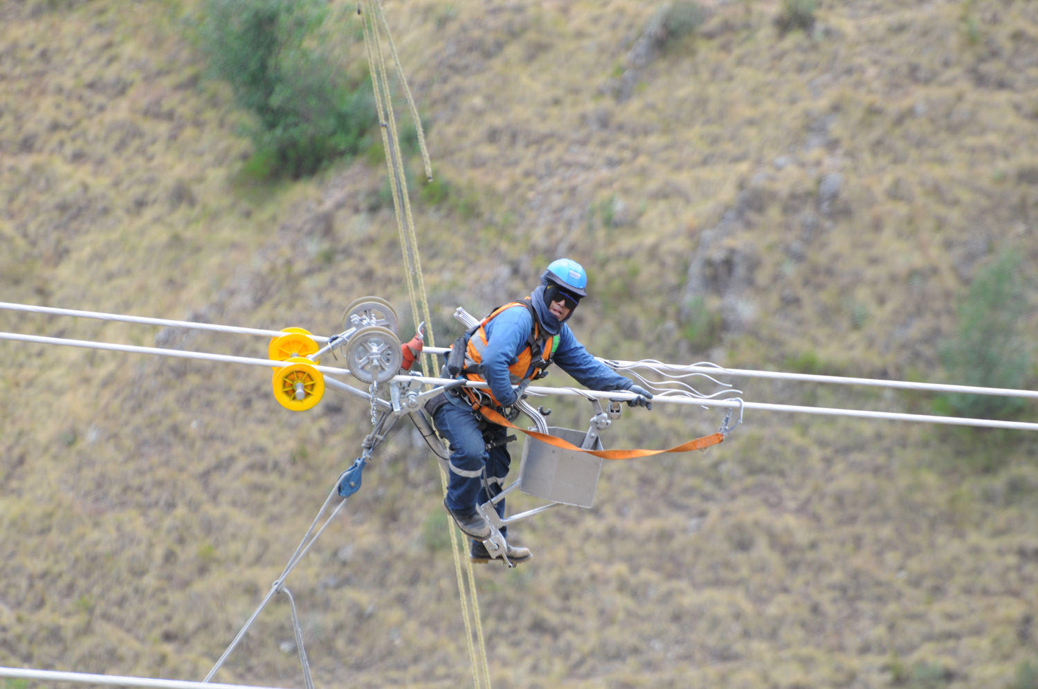 Bicycle by Tesmec for Stringing Operations in full safety