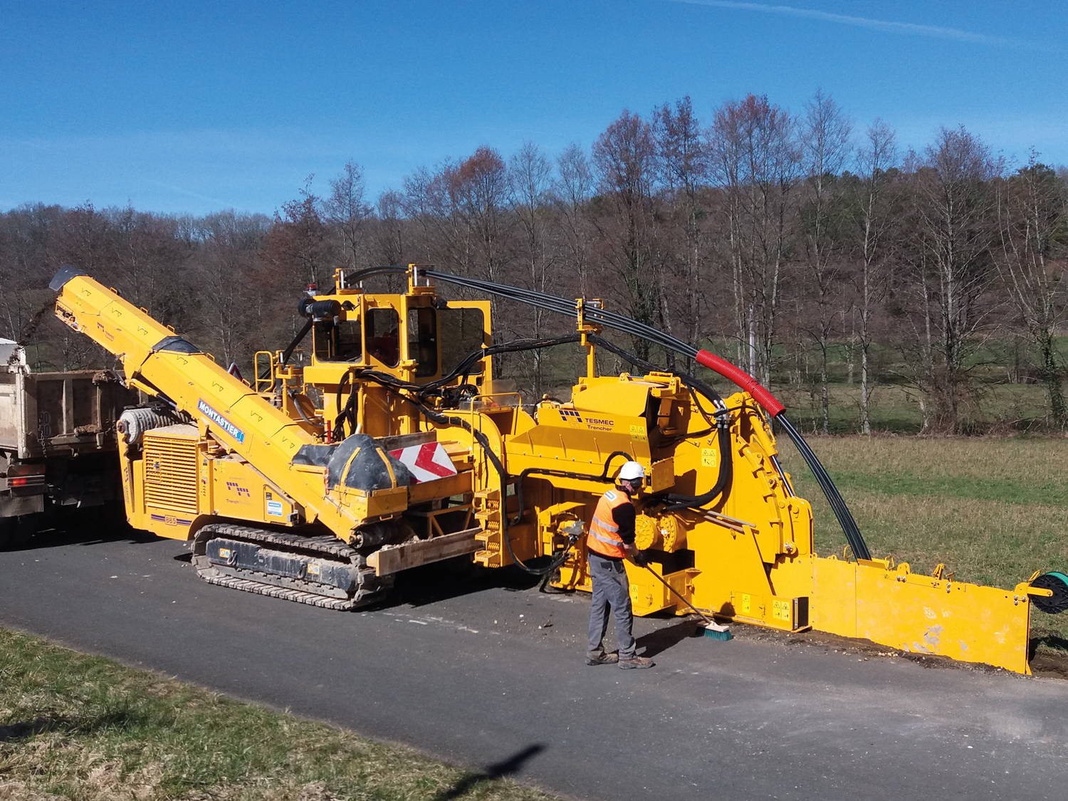 Tesmec 950R T1000 Rocksaw Trencher for Cable Laying Jobs