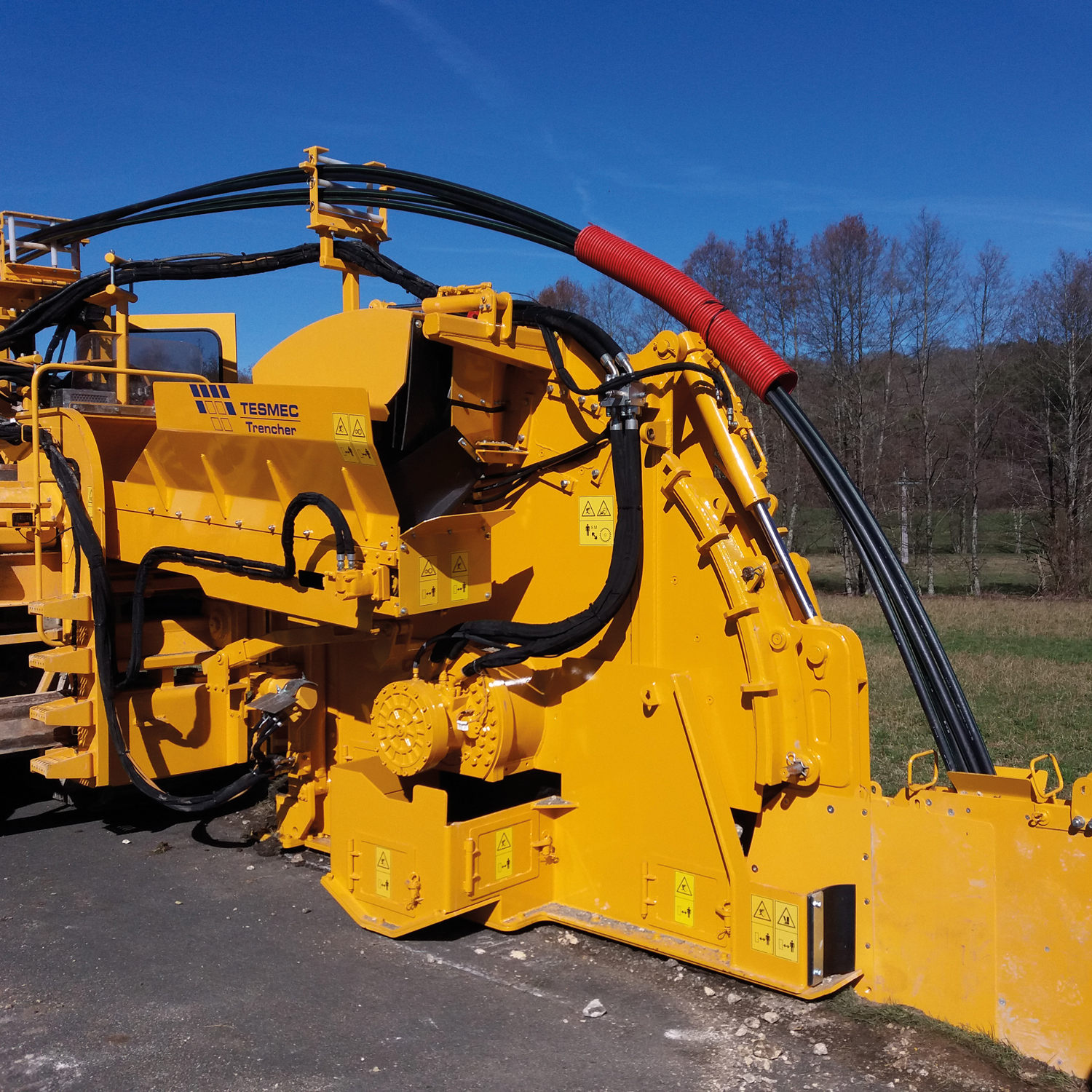 Compact Trencher for Urban jobsites Tesmec 950R T1000